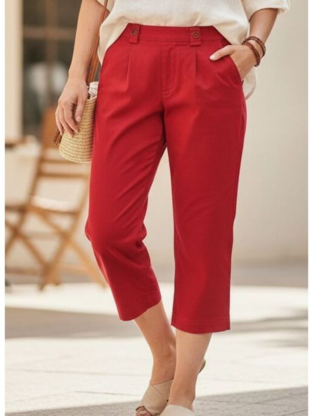 Anna Rose Collection Red Cropped Pants Capris Size 12/38 Casual